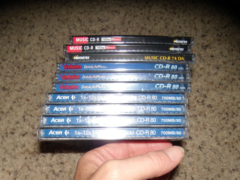 Lot of 9 Sealed CD's - 4 1x-12x Multi-speed, 2 Music CD-R, 4 Datalife plus + 1 gallery