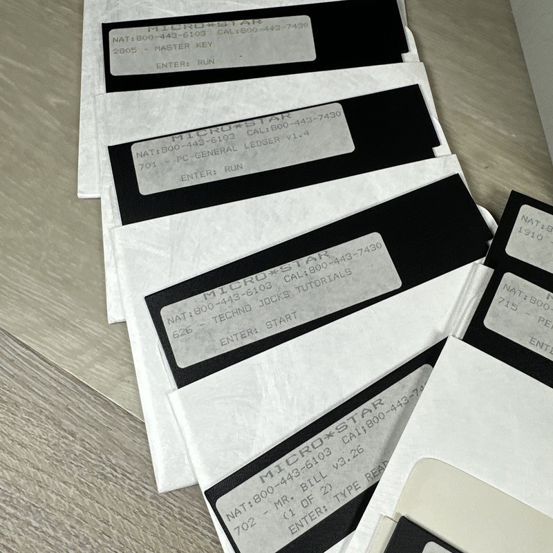 Vintage LOT of 16 5.25" Floppy Disk Assorted Micro Star Disks w/Case Untested gallery