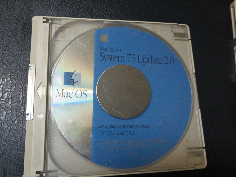 MAC OS MACINTOSH SYSTEM 7.5 UPDATE 2.0 DISC AND 2 CD CADDYS