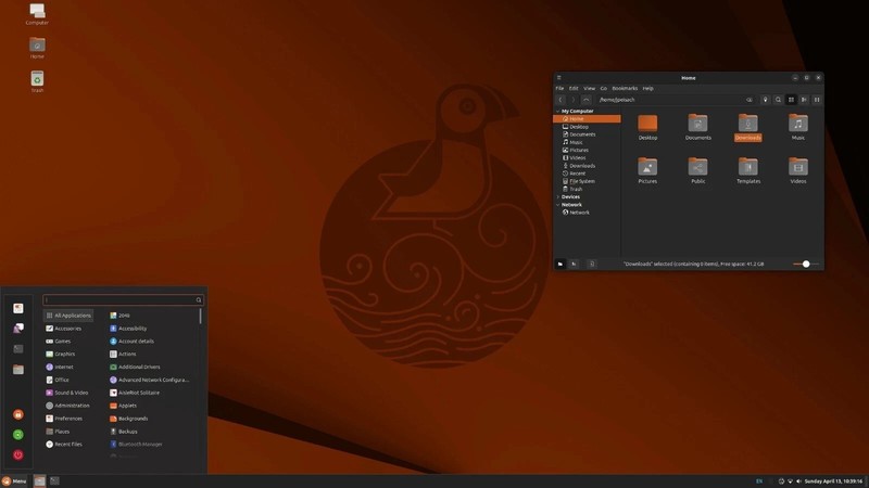 Ubuntu Multi-Boot USB / Ultimate 11-in-1 Master Collection / LATEST BUILDS gallery