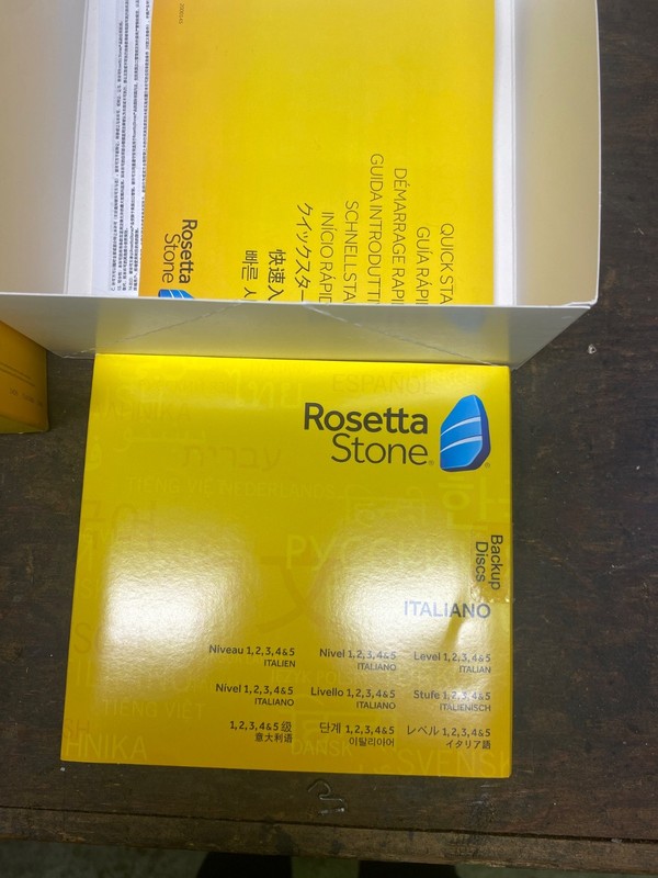 Rosetta Stone Italiano Version 4 Italian Language Course Levels 1-5 CDs gallery