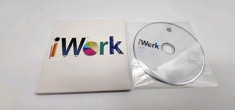 Apple Mac Box Set iLife 09 iWork 09 Only MC209Z/A Snow Leopard Not Included gallery