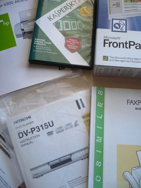 LOT, COMPUTER SOFTWARE FRONTPAGE, HP OFFICEJET SOFTWARE, VARIOUS VINTAGE MANUALS gallery