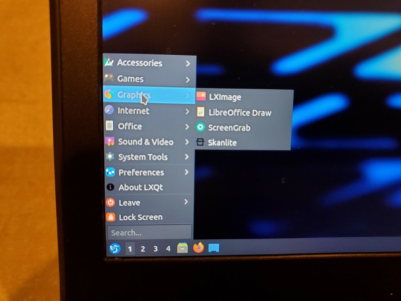 Lubuntu 21.04 x64 Bootable linux on 32G USB Stick! gallery