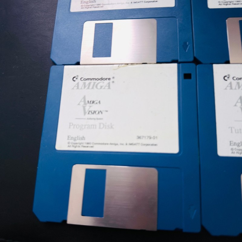 Commodore Amiga AmigaVision 4-Pack Floppy Disk Boot Tutorial Program gallery