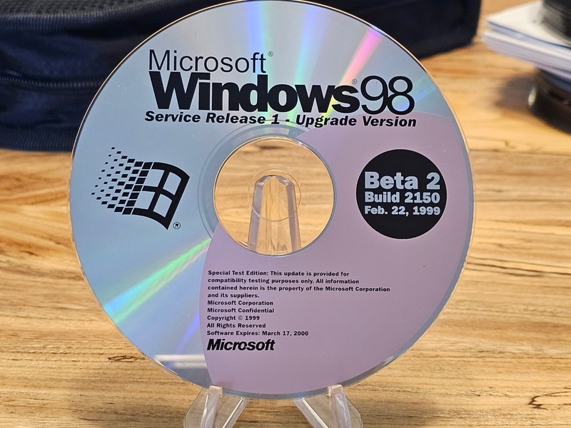 ULTRA RARE: Microsoft Windows 98 Second Edition Beta 2 Upgrade Build 2150!