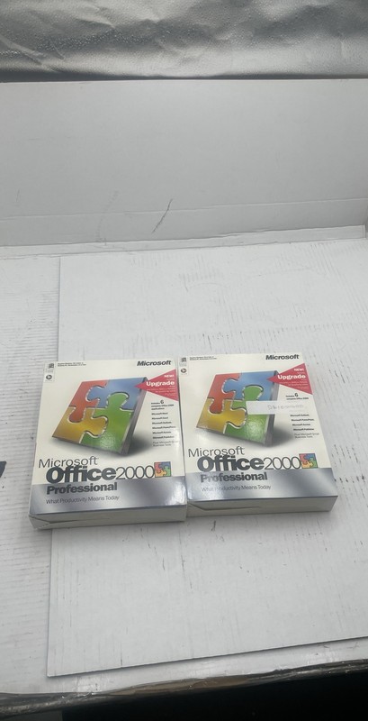 Microsoft Office 2000 Professional Upgrade CD-ROM Lot Of 2