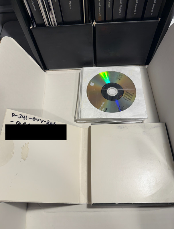 Apple Final Cut Studio Box Set Academic Version (NOT Studio 2) INCLUDES KEY gallery