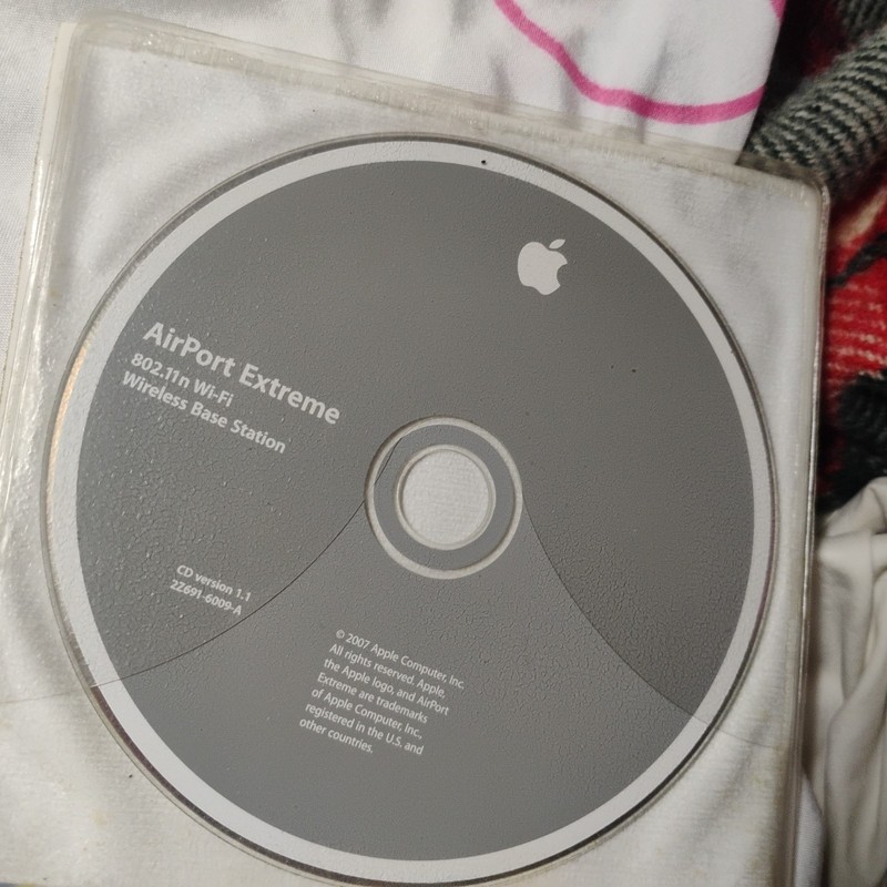 iMac Mac OS 9 Install CD Disc Version 9.2.2 2002 Extras Airport gallery
