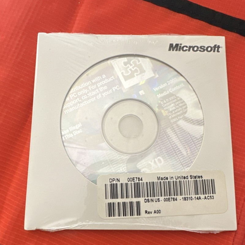 Microsoft Office XP Small Business 2002 OEM CD w/ COA Key, English Windows