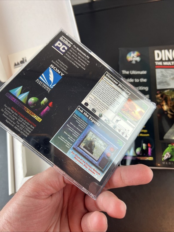 Dinosaurs! Multimedia Encyclopedia PC Dinosaur Reference Guide Big Box gallery