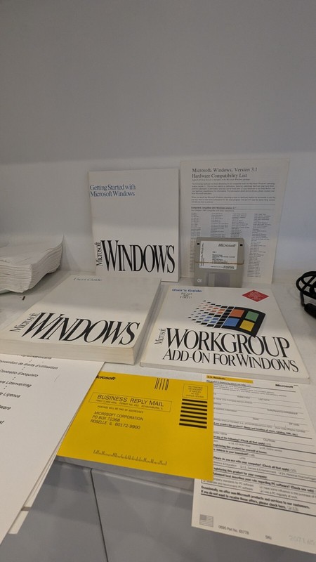 Microsoft Windows 3.1 complete, 3.5” Disks and all manuals gallery