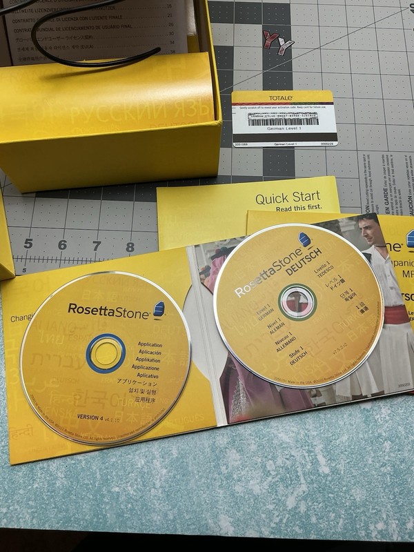 Rosetta Stone Deustch German Level 1 CD set & headphones gallery
