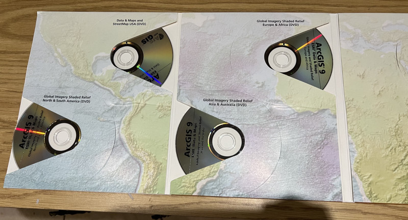 ArcGIS 9 Complete Set ArcView 9.2 Data & Maps Media Kit & Software GIS by ESRI gallery
