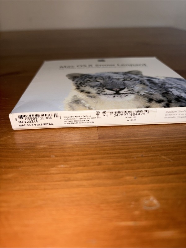 Apple Mac OS X Leopard Version 10.5.2 & Snow Leopard 10.6 Install DVDs Retail gallery