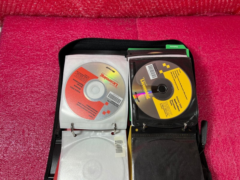 LOT Disks Server License Microsoft / APPLICATIONS 2004 2007 MIX AS-IS USED / NEW gallery