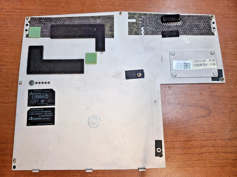 DELL ALIENWARE M11X R2 ACCES DOOR WINDOWS 7 ULTIMATE KEY 32 / 64 BIT KEY 68F75 gallery