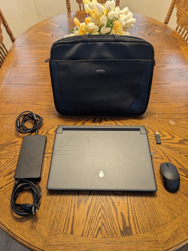 SolutionWare MazaCAM CAD/CAM Software + Alienware M17 R5 17.3″ Laptop
