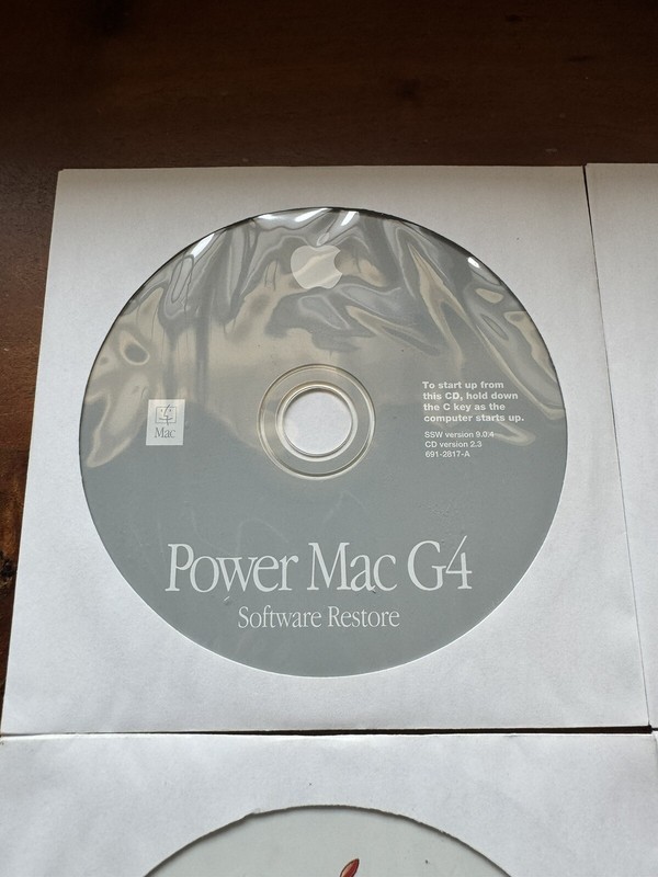 Apple Power Mac G4 Software Install Restore Discs Version 9.0.4 & iMovie 2 gallery