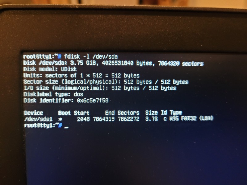 Finnix Linux 122 x64 Bootable Recovery, Maintenance, Testing on 16G USB Stick! gallery
