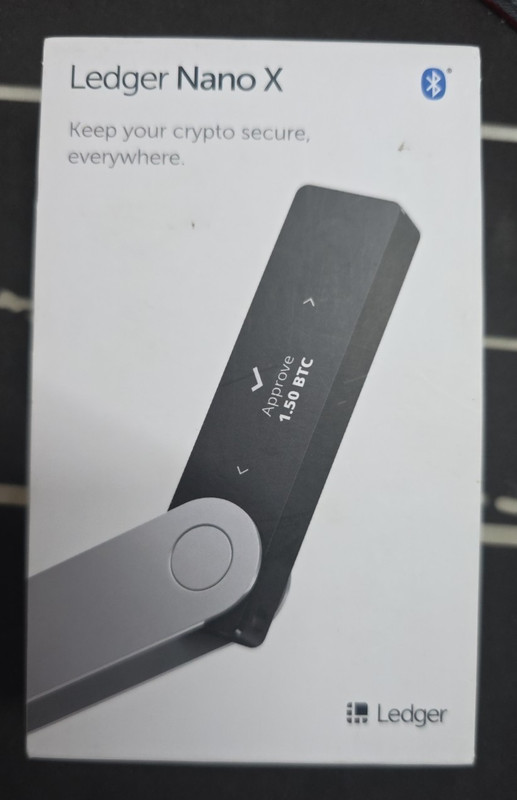 Ledger Nano X – Secure and Manage Your Crypto & NFTs – Black