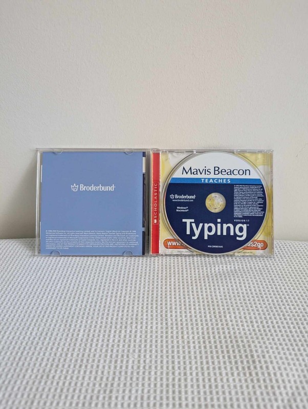 Mavis Beacon Teaches Typing: Version 17 - Windows / Mac CD-ROM - Like New gallery