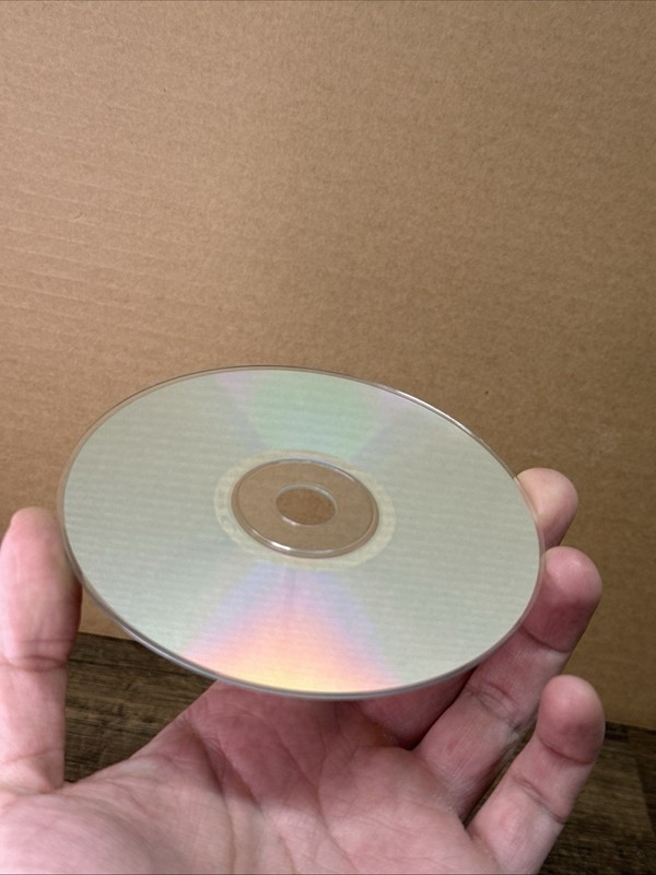 Microsoft Money 2002 Standard CD-ROM For Windows95/98/2000 gallery