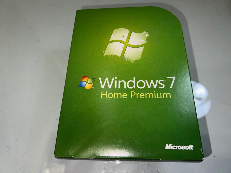 Microsoft Ultimate (License + Media) (1 Computer/s) – Full Version for…