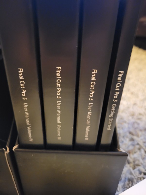 Apple Final Cut Pro Mac User Manual SET 10 MANUALS ONLY NO SOFTWARE + UPGRADE CD gallery