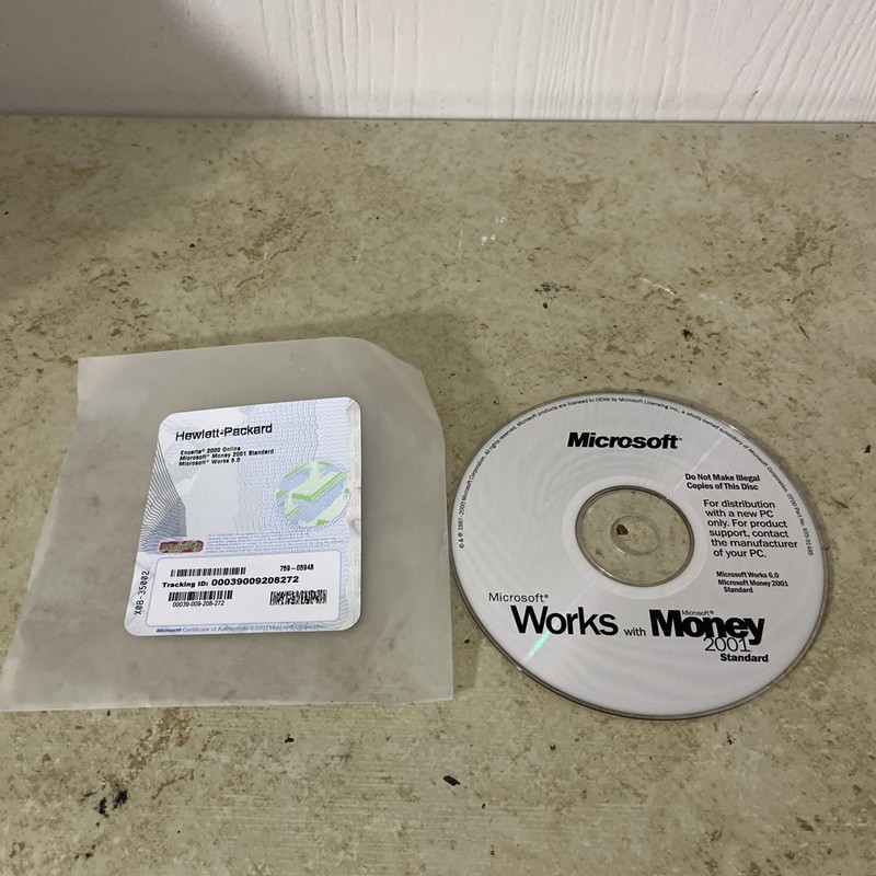 Microsoft Works 6.0 with Money 2001 Standard CD Install Disc Certificate of Auth