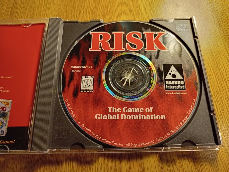 Vintage RISK The Game Of Global Domination PC CD-ROM Win 95 w/ Manual HASBRO gallery