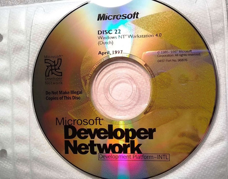 Windows NT Workstation 4.0 Full Version Dutch Install CD w/ License = NEW = gallery