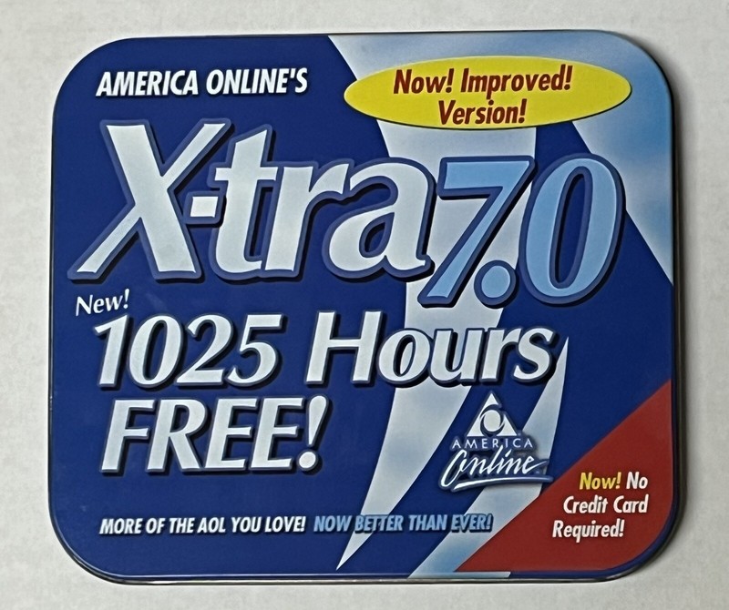 AOL CD Version 7.0 – 1025 Hours Free for 45 Days – New – Vintage Blue Tin