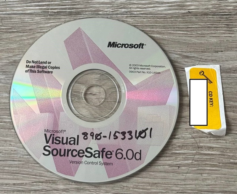 Microsoft Visual SourceSafe 6.0d CD w/ Key Vintage Dev Software
