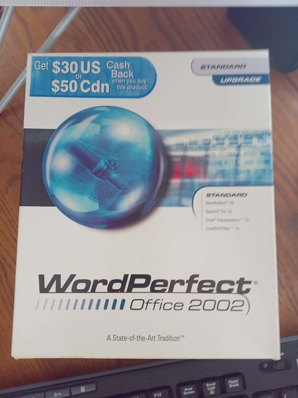 Corel WordPerfect Office 2002 DISCS & Book, Pre-owned VERY GOOD
