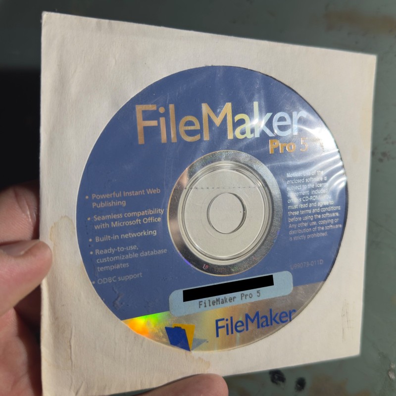 FileMaker Pro 5 (U99073-011D)