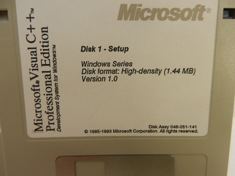 Microsoft Visual C++ VERSION Ver. 1.0 Professional Edition - 20x Floppy Disks gallery