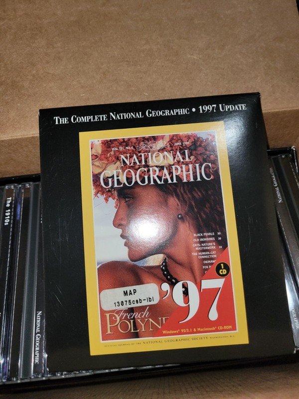 Complete National Geographic Magazine 110 Years 31 CD-ROM Set (1999) gallery