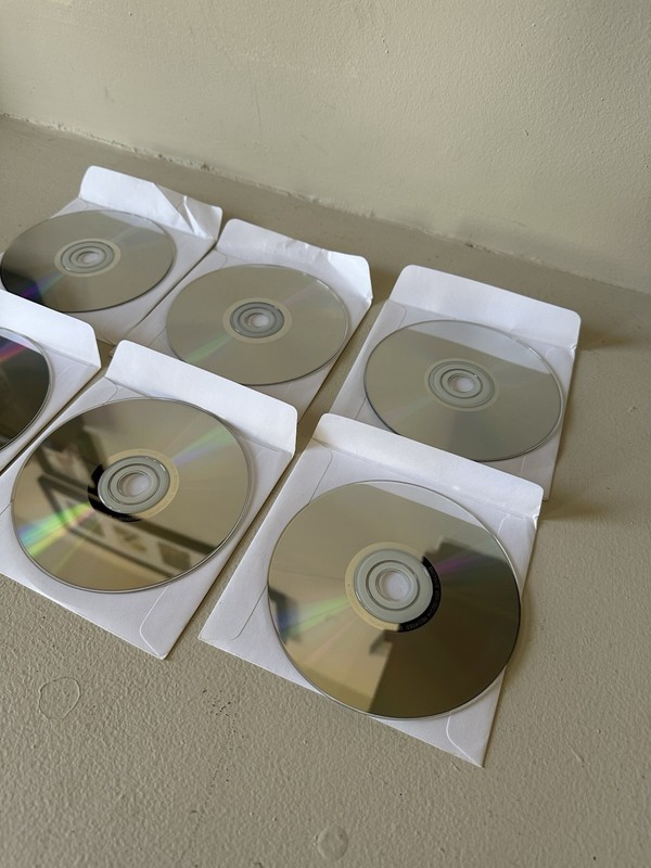 iMac Software Restore CD Disc Version 10.1.2 9.2.2 (6 Discs) gallery