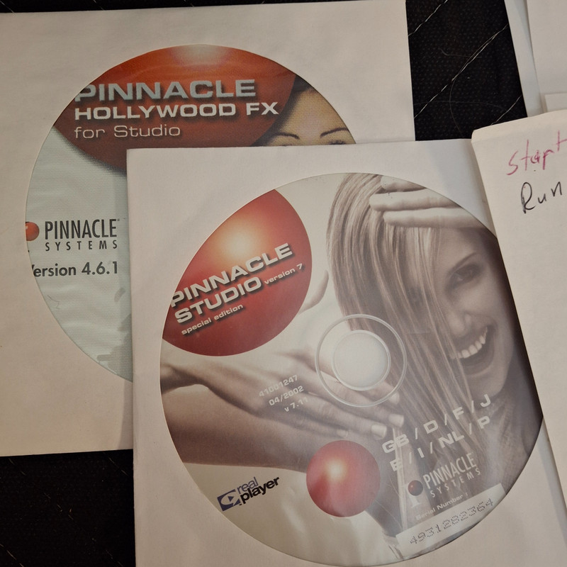 Pinnacle Studio Version 8 Hollywood Fx w/ Blue Box 40160734 Audio/Video Movie gallery