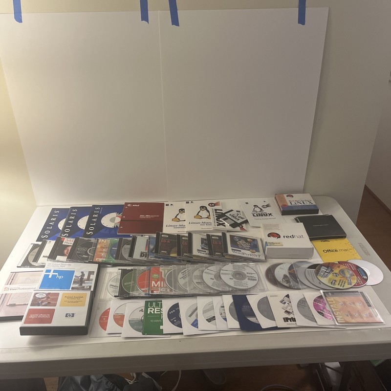 software cd lot Condition Unknown