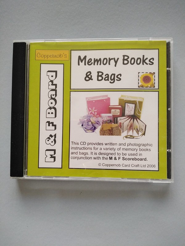 MEMORY BOOKS & BAGS - Papercraft CD Rom - Coppernob's