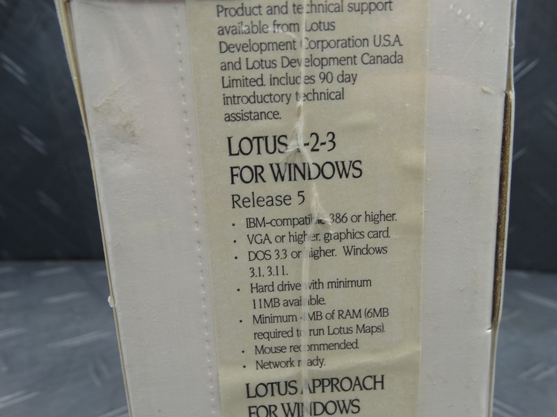 Lotus 1-2-3 + Approach Upgrade Edition for Windows 3.5" Floppy Disk New Sealed gallery