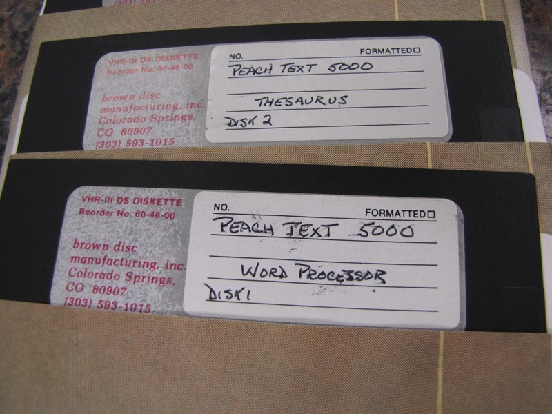 Lot of (10) Vintage Peach Text 5000 Software 5.25" Disks W/Box - MF37 gallery