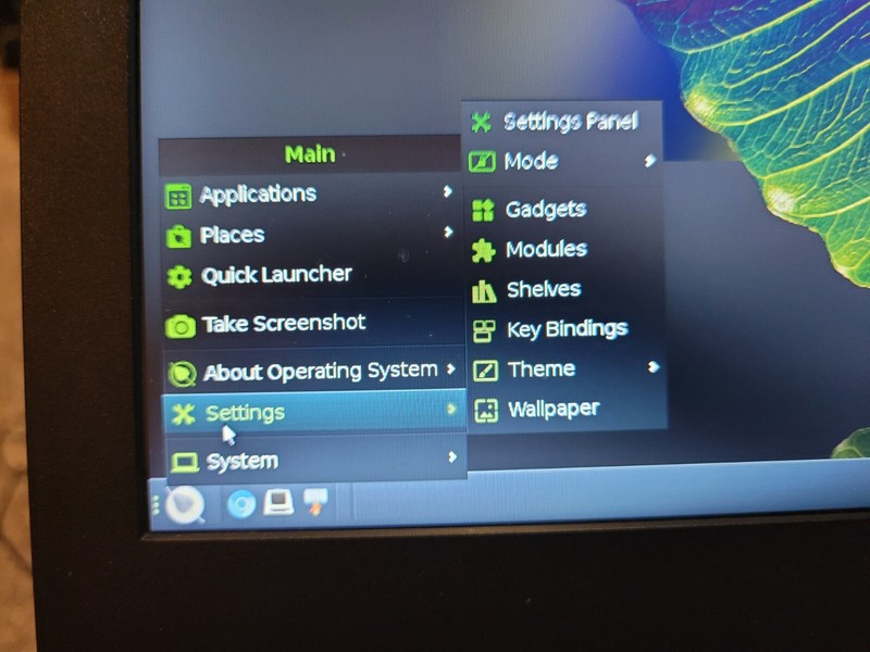 Bodhi Linux Standard x64 Bootable Beautiful and Fast and Small on 32G USB Stick! gallery