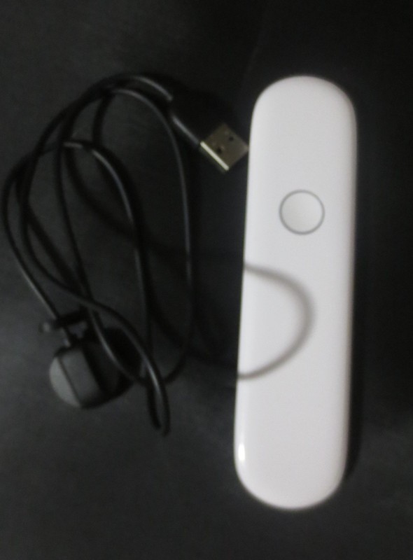 CM Translator Bluetooth Cheetahmobile 5.25 Inches Long new in box