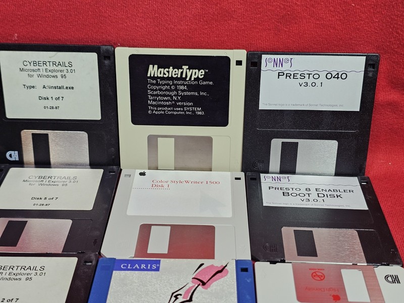 Vintage Classic Apple Macintosh System Software Floppy Disks Huge Lot Computing gallery