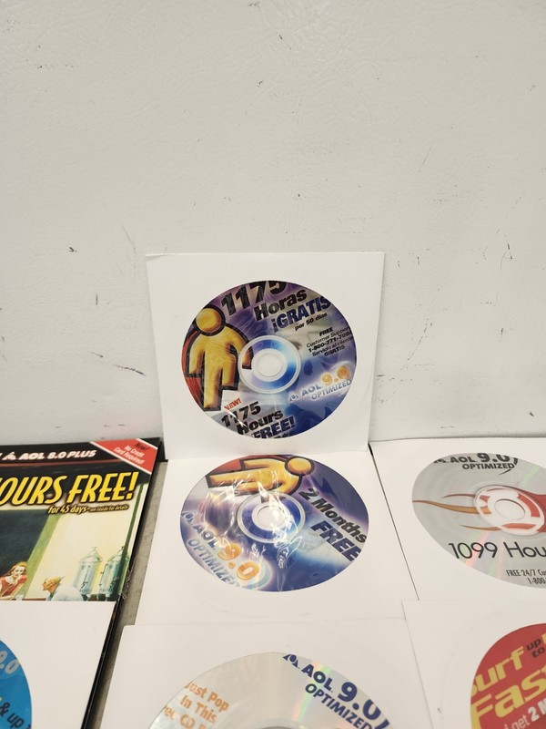 Lot Of 26 Assorted Early 2000’s CD Online Free Hours gallery