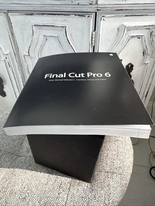 Apple Final Cut Studio 2 Pro Suite Full Box Set Manuals Discs Mac gallery