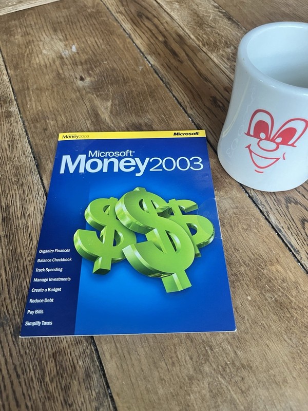 Microsoft Money Standard 2003 PC Software For Windows Sealed